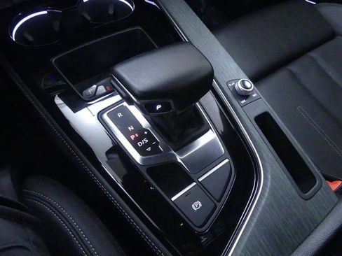 Used 2022 Audi A4 2.0T Premium Plus image 18