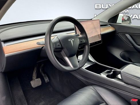 Used 2020 Tesla Model Y Long Range image 13