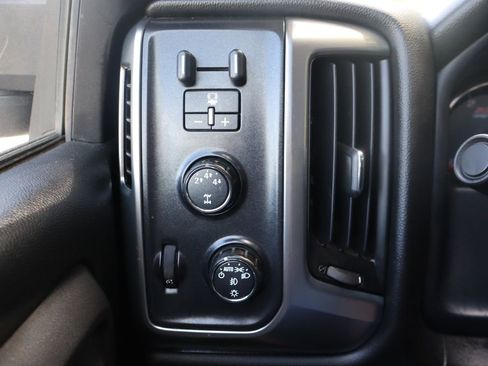 Used 2016 Chevrolet Silverado 2500 LT w/ LT Plus Package AWD/4WD image 28