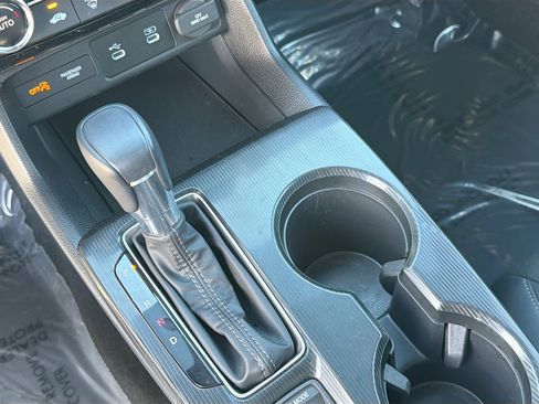 Used 2025 Honda Civic Sport image 26