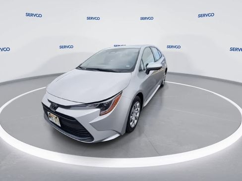 Used 2023 Toyota Corolla LE image 4