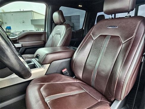 Used 2017 Ford F450 Platinum w/ Platinum Ultimate Package image 18