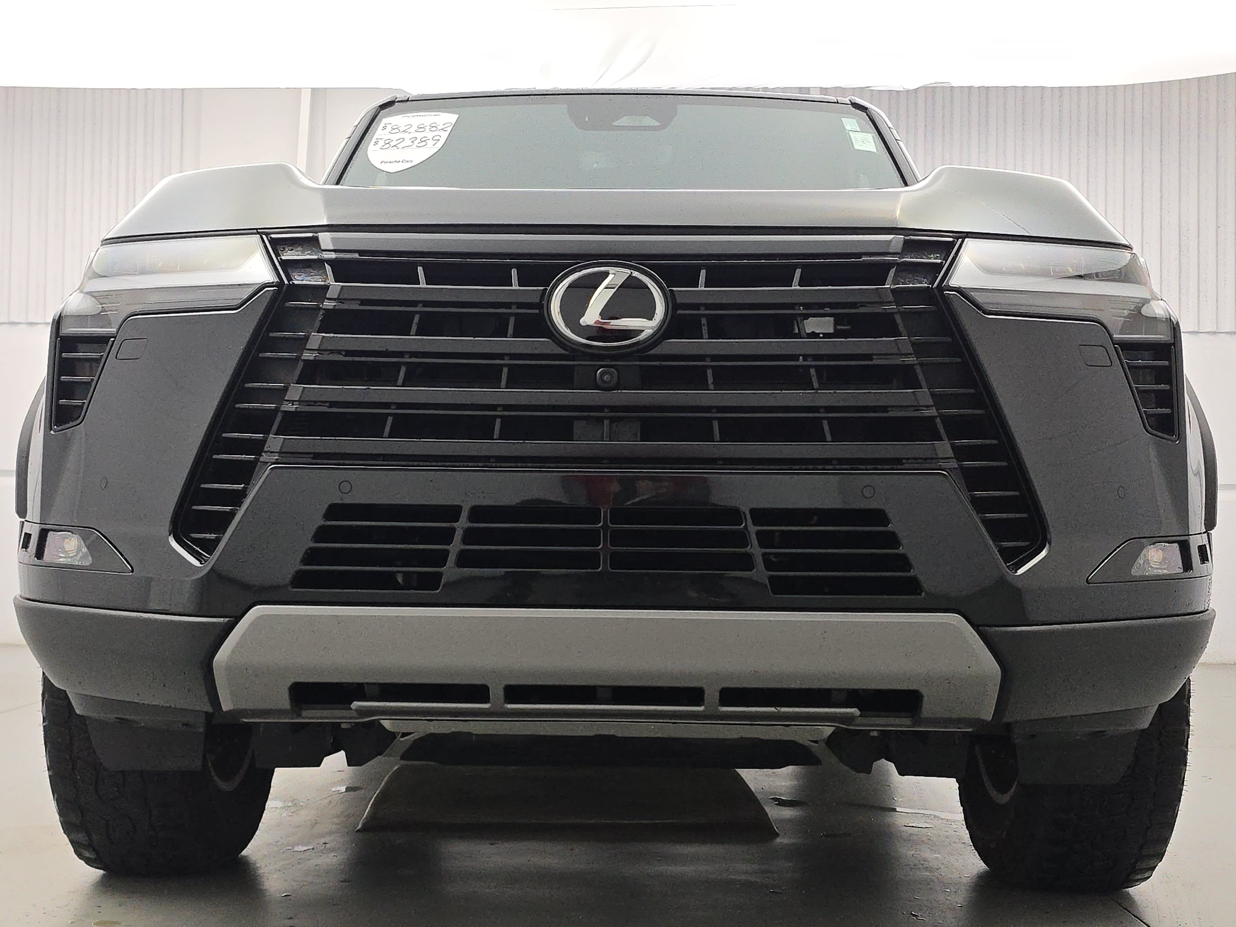 Used 2025 Lexus GX 550 AWD/4WD image 10