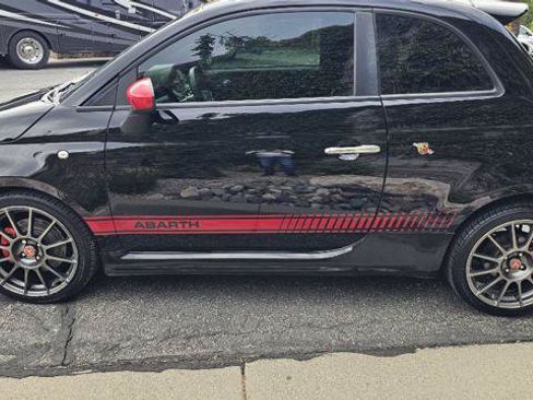 Used 2016 FIAT 500 Abarth w/ Comfort/Convenience Group FWD image 8