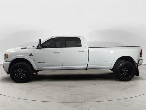 Used 2021 RAM 3500 Limited image 2
