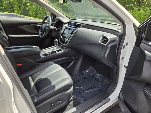 Used 2023 Nissan Murano SV AWD/4WD image 21