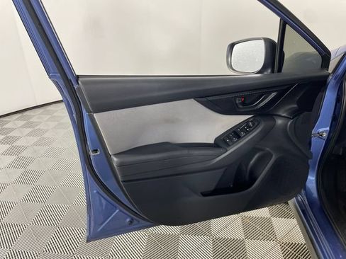 Used 2019 Subaru Crosstrek 2.0i Premium w/ Popular Package #2 AWD/4WD image 11