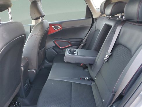 Certified 2025 Kia Soul GT-Line image 8