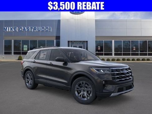 New 2026 Ford Explorer Active w/ Active Comfort Package AWD/4WD image 7