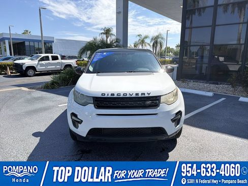 Used 2016 Land Rover Discovery Sport HSE AWD/4WD image 3