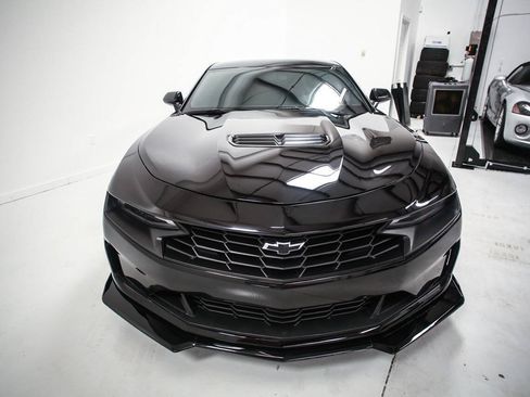 Used 2023 Chevrolet Camaro LT RWD image 2