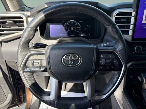 Used 2024 Toyota Tundra Limited image 12