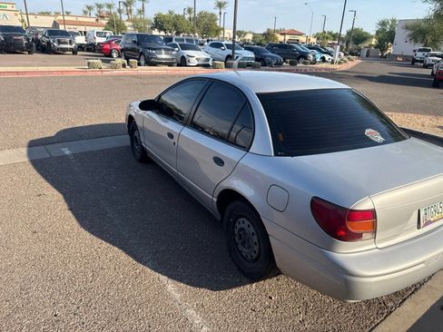 Used 2001 Saturn S-Series SL FWD image 5