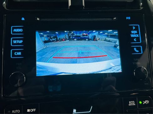 Used 2019 Toyota Prius LE image 12