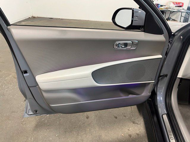 Used 2023 Hyundai Ioniq 6 Limited RWD image 25