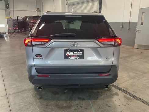 Used 2025 Toyota RAV4 XLE AWD/4WD image 5