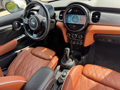 Certified 2024 MINI Cooper S w/ Signature Upholstery Package FWD image 28