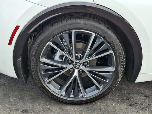 New 2026 Toyota Prius XLE image 7