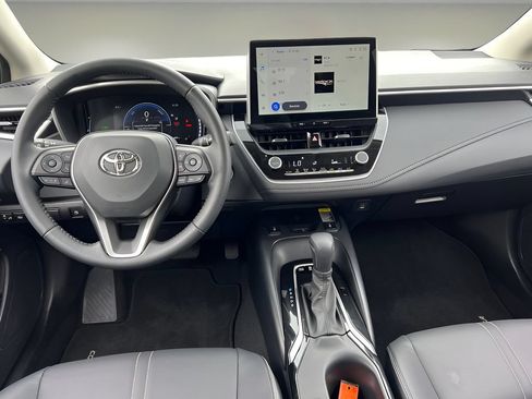 Certified 2025 Toyota Corolla XLE FWD image 13
