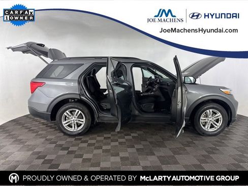 Used 2023 Ford Explorer XLT image 14