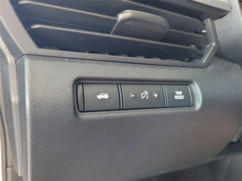 Used 2023 Nissan Altima 2.5 SR w/ SR Premium Package image 23