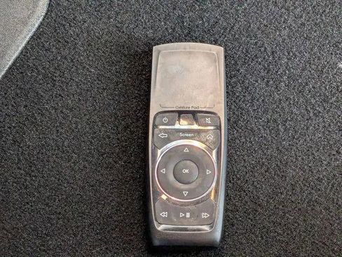 Certified 2021 Chrysler Pacifica Pinnacle image 30