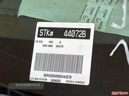 Used 2022 Kia Rio S FWD image 11