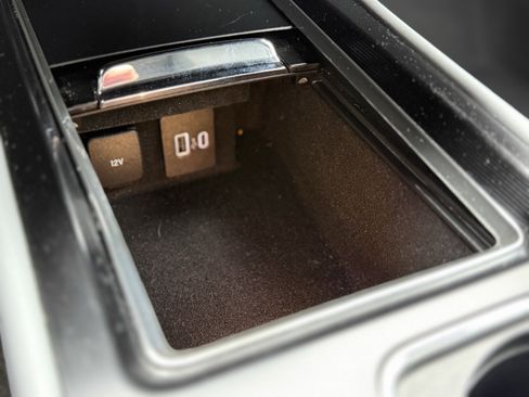 Used 2020 Lincoln Corsair Reserve w/ Equipment Group 201A image 23