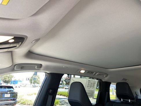 Certified 2026 INFINITI QX60 Luxe w/ Cargo Package FWD image 34