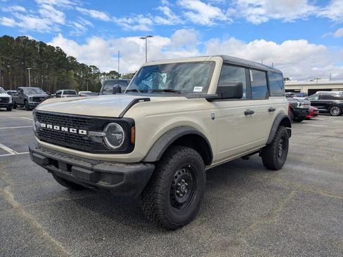 New 2026 Ford Bronco Big Bend image 8
