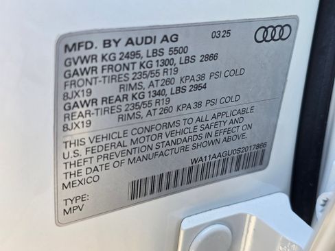 Certified 2025 Audi Q5 Premium w/ Convenience Package image 63