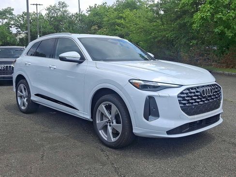 New 2025 Audi Q5 Premium Plus image 10