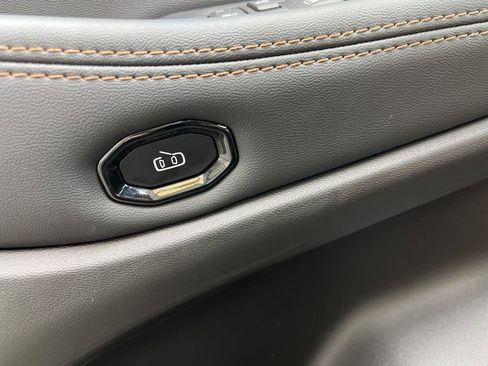 New 2026 Jeep Cherokee Limited image 11