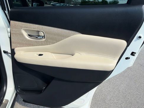 Used 2024 Nissan Murano SL AWD/4WD image 31