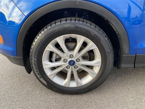 Used 2017 Ford Escape S image 10