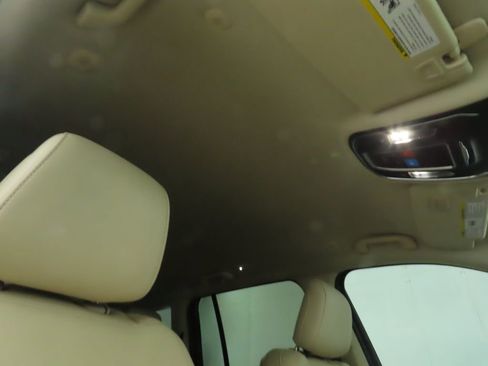 Used 2022 Jeep Grand Cherokee Limited image 19