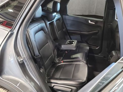 Used 2025 Ford Escape Platinum AWD/4WD image 20