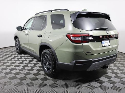 New 2026 Honda Pilot TrailSport image 7