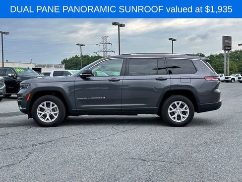 Used 2022 Jeep Grand Cherokee L Limited AWD/4WD image 7