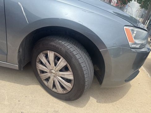 Used 2013 Volkswagen Jetta S FWD image 4
