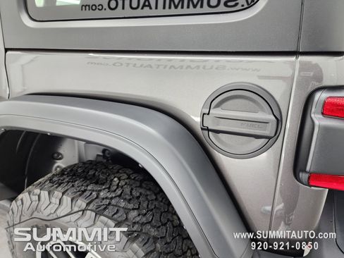 New 2025 Jeep Wrangler Unlimited Rubicon w/ Steel Bumper Group image 34