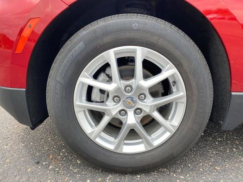 Certified 2024 Chevrolet Equinox LT w/ LPO, Floor Liner Package FWD image 21