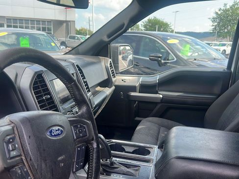 Used 2020 Ford F150 XLT w/ Equipment Group 302A Luxury AWD/4WD image 16