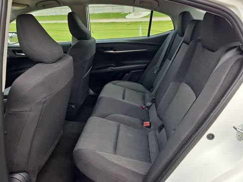 Used 2025 Toyota Camry LE FWD image 16
