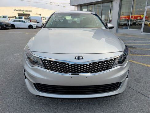 Used 2016 Kia Optima EX image 2