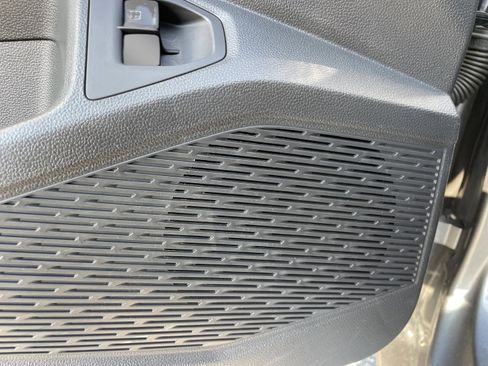 Used 2023 Volkswagen Jetta SE image 23