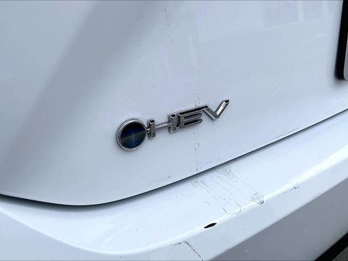 Used 2026 Toyota Camry LE FWD image 30