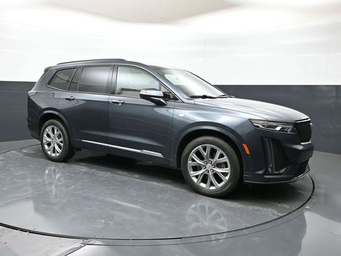 Used 2020 Cadillac XT6 Sport AWD/4WD image 5