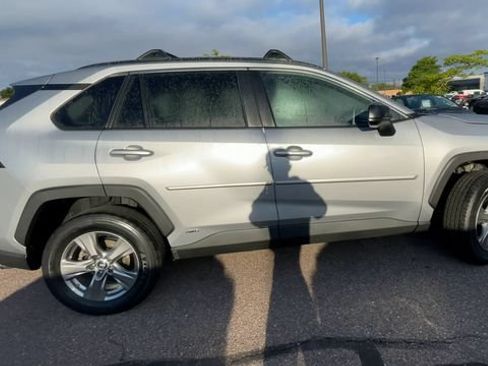 Used 2024 Toyota RAV4 LE AWD/4WD image 9