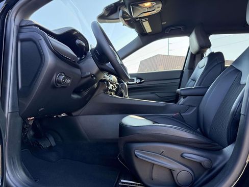 New 2026 Jeep Compass Latitude AWD/4WD image 22